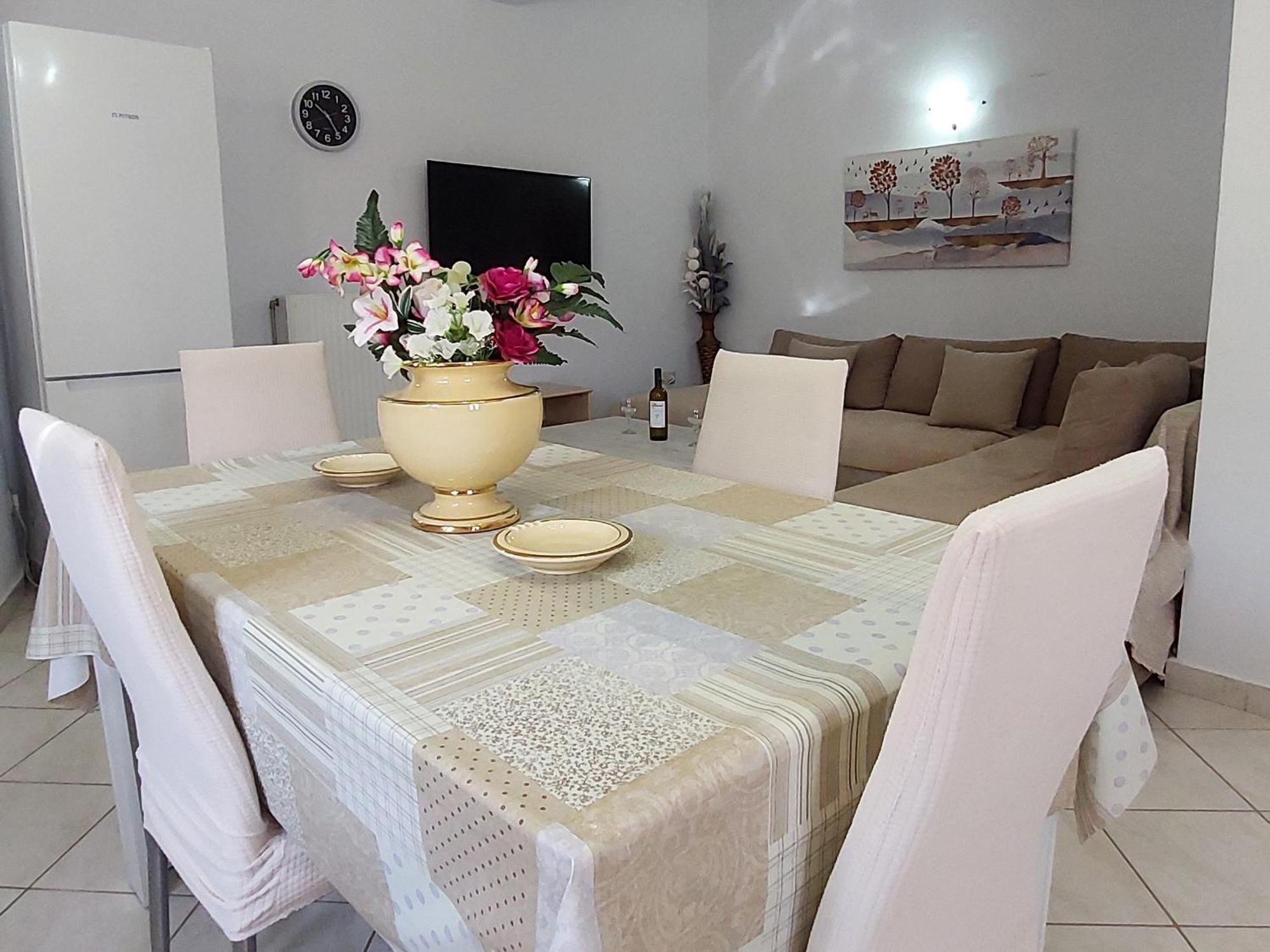 Turla'S Apartment Дасия Екстериор снимка